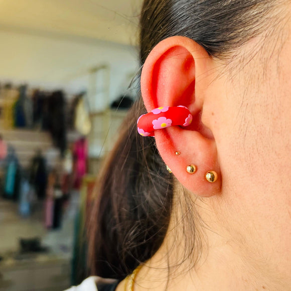 Earcuff Red Flowers