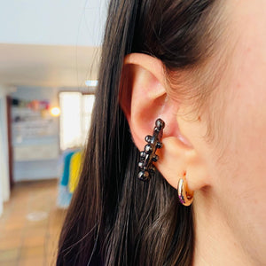 Earcuff Rustico Balines negro